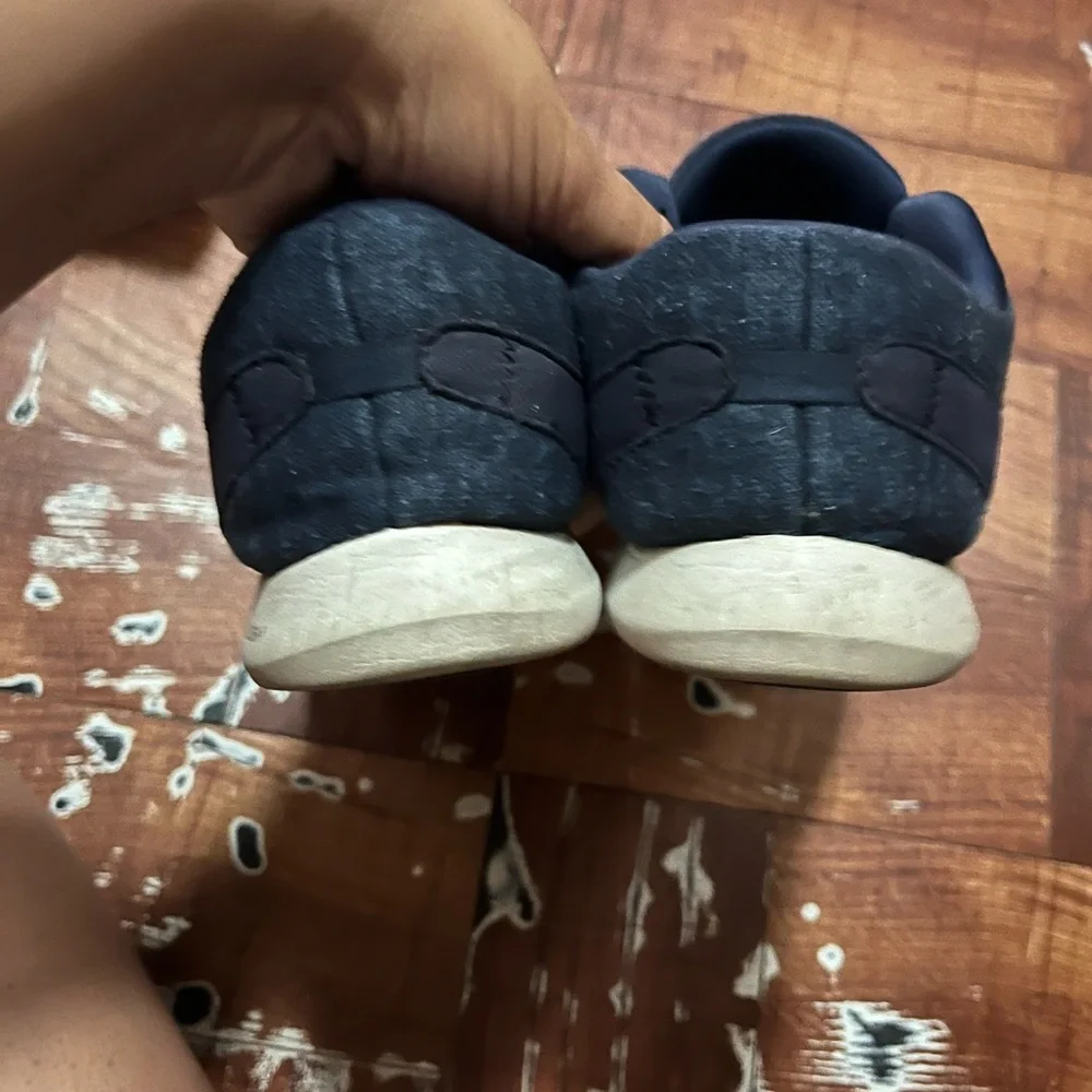 New Balance Blue and White Sneakers with Suede Upper - Picture 3 of 5